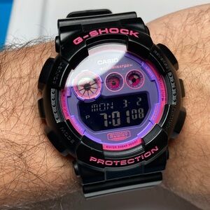 Casio Gshock, GD-120N, purple pink black, working battery, light works